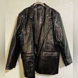 Petite Faux Leather Croc Embossed Blazer